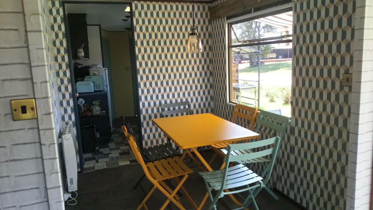 Mobil Home Vintage A La Ferme Des Buttons Rosnay  外观 照片